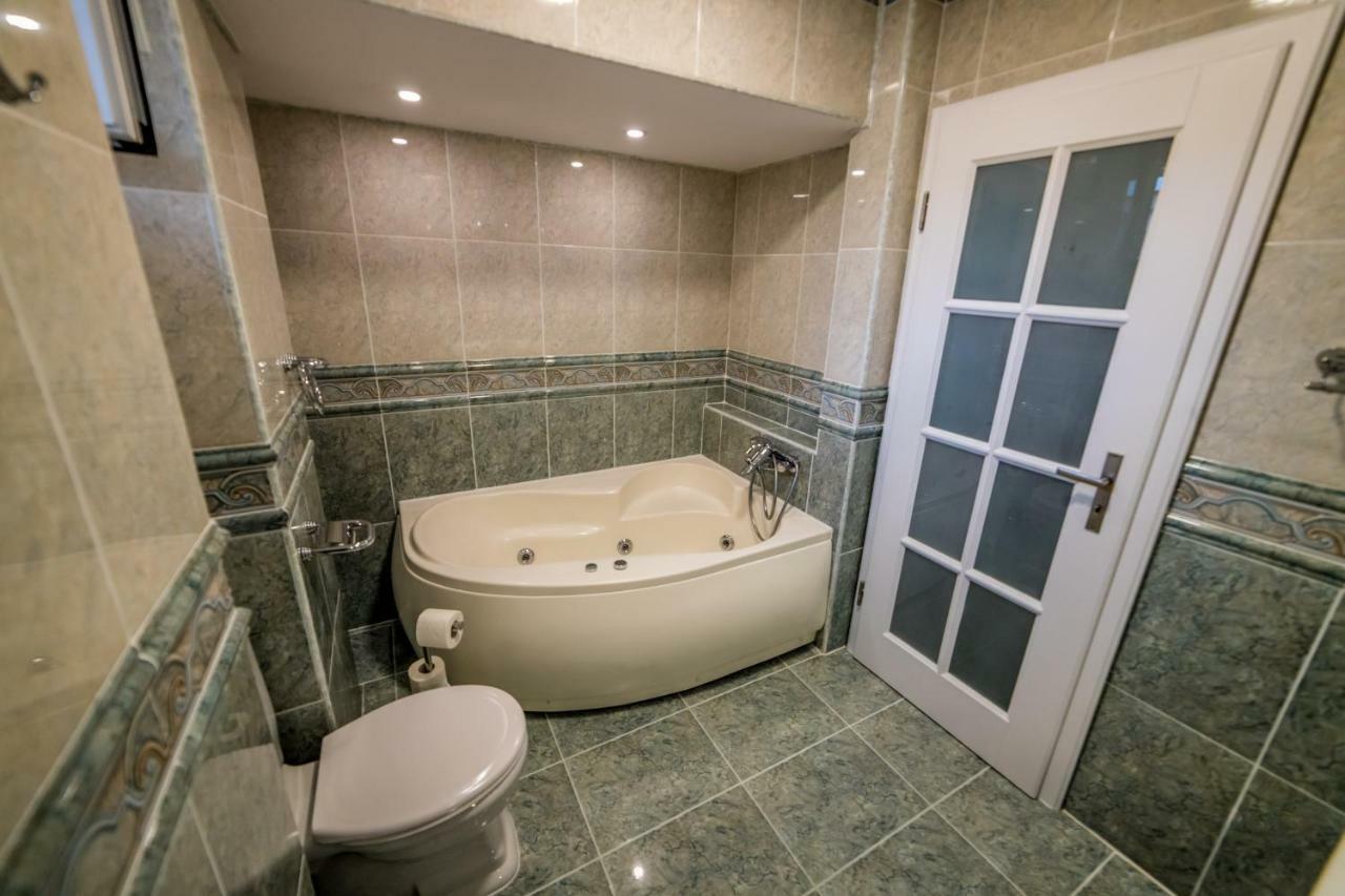 Apartament Sorina Maria Apartment Deva Exterior photo