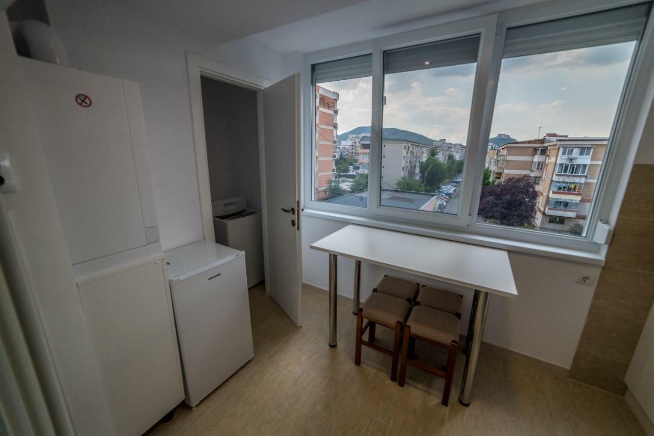 Apartament Sorina Maria Apartment Deva Exterior photo